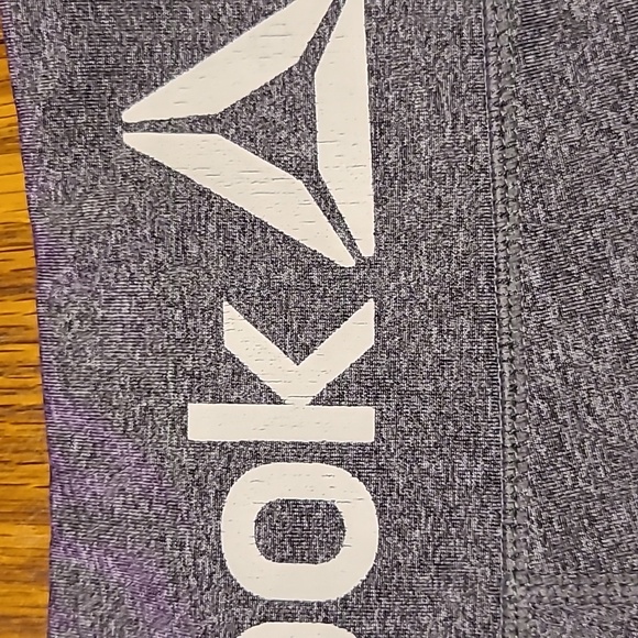 Reebok Athletic Bike Shorts  - Ladies Small - Picture 9 of 9